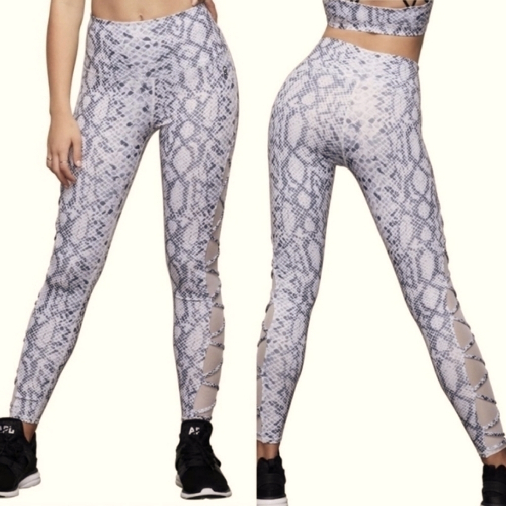 Good American Python Zig‎ Zag High Waist Leggings… - image 2